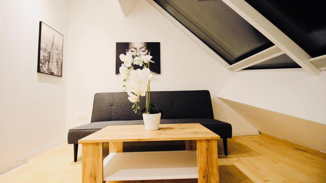 6 Min To Amusement Park - Economy Rooms In Shared Apartment Vienna Esterno foto