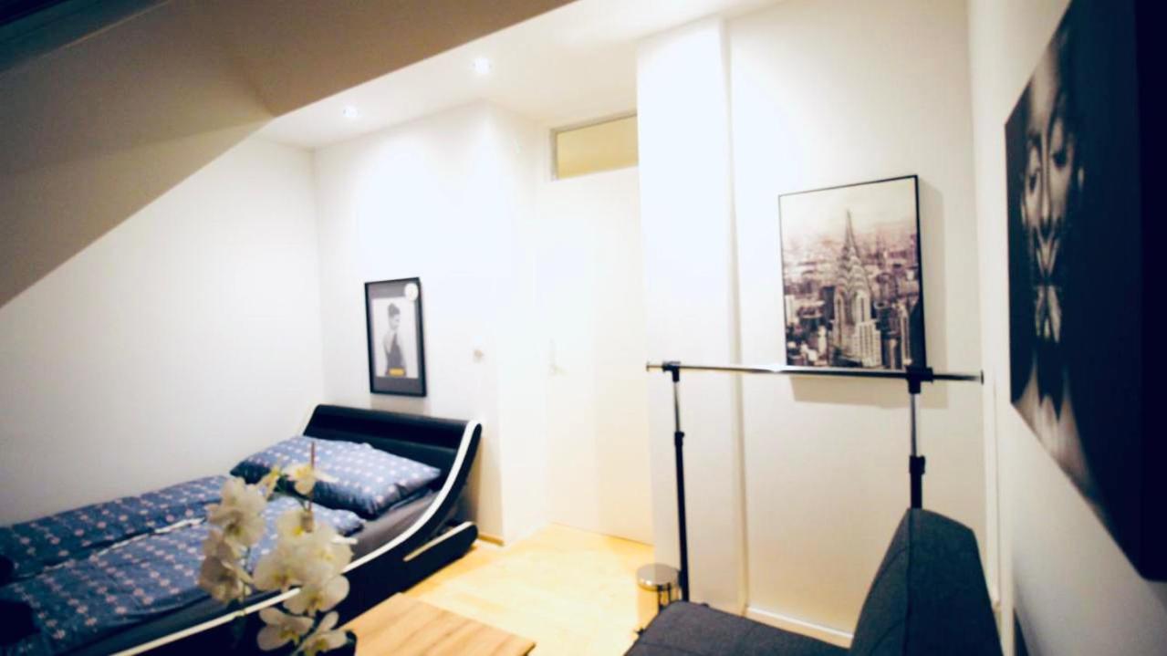 6 Min To Amusement Park - Economy Rooms In Shared Apartment Vienna Esterno foto