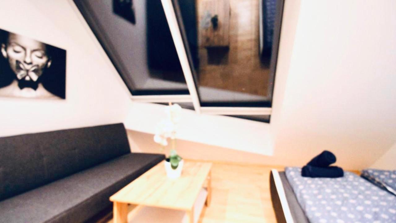 6 Min To Amusement Park - Economy Rooms In Shared Apartment Vienna Esterno foto