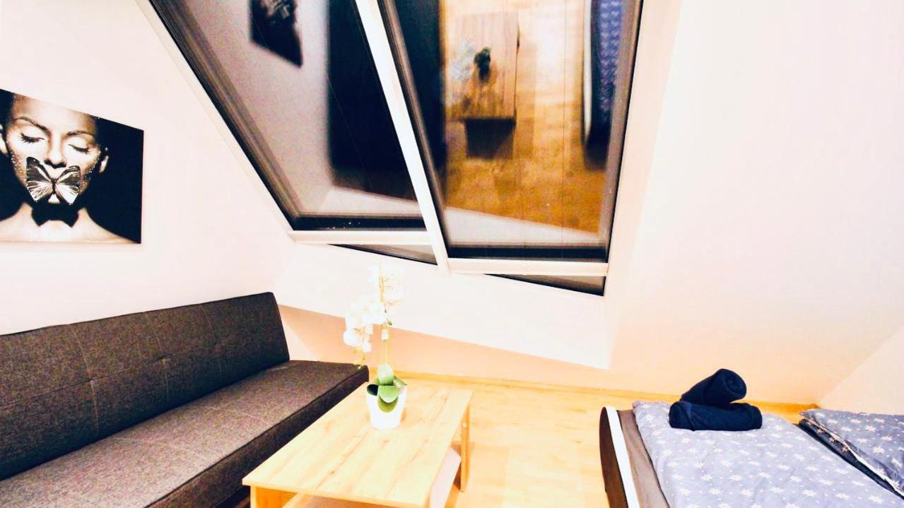 6 Min To Amusement Park - Economy Rooms In Shared Apartment Vienna Esterno foto